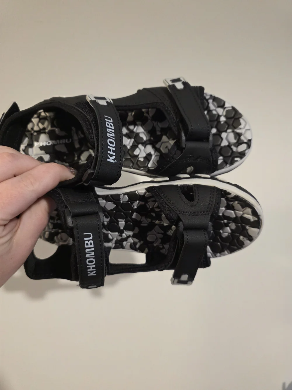 Khombu Kids Sport Sandals - Black & White Camo Sole - Sz 2M - NWOT